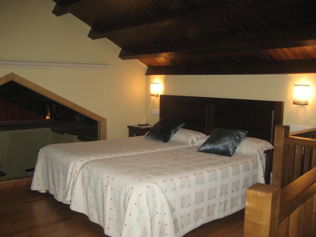 Apartamentos Rurales Romallande Puerto de Vega Ngoại thất bức ảnh